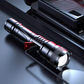 🔦 50% Korting + KOOP 2, KRIJG 1 GRATIS! 💥 Superkrachtige zoomlamp – extreem fel & waterdicht – perfect voor buitenactiviteiten en noodgevallen!